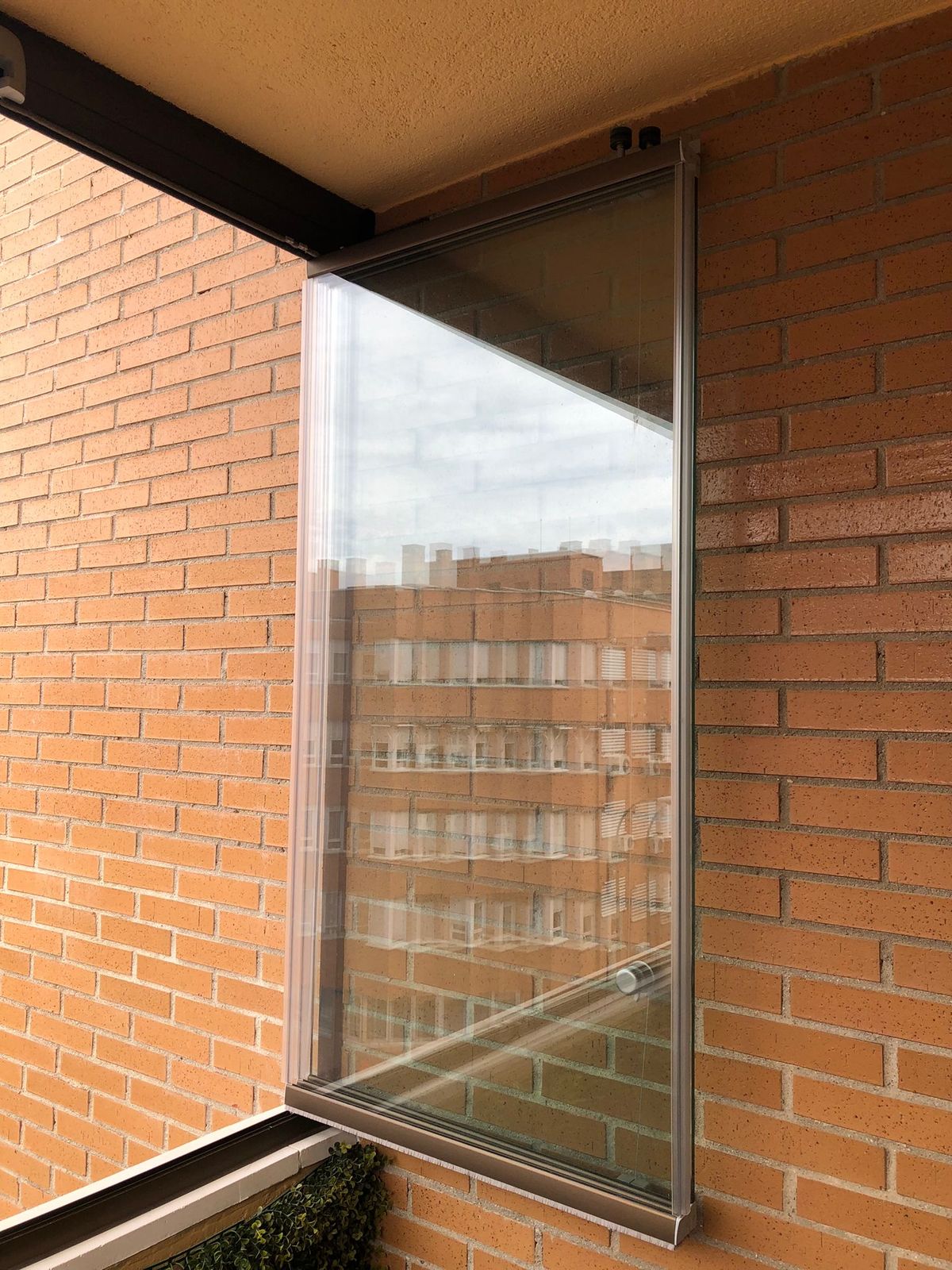 Ventana de cristal corredera