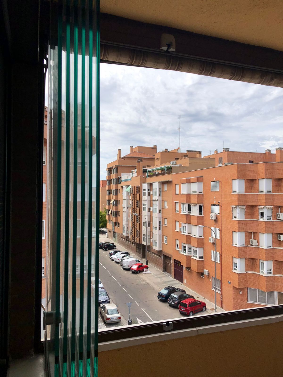 Ventana de cristal plegable